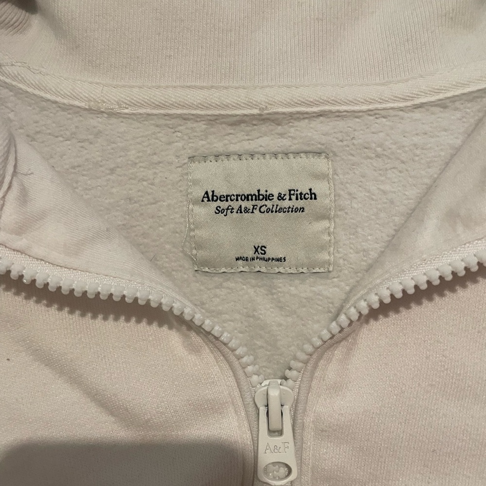 Quarter zip Pullover - Picture 2 of 2